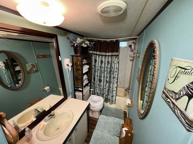 9812 Esthlyn Street, Keithville, LA 71047