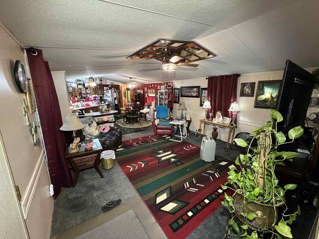 9812 Esthlyn Street, Keithville, LA 71047