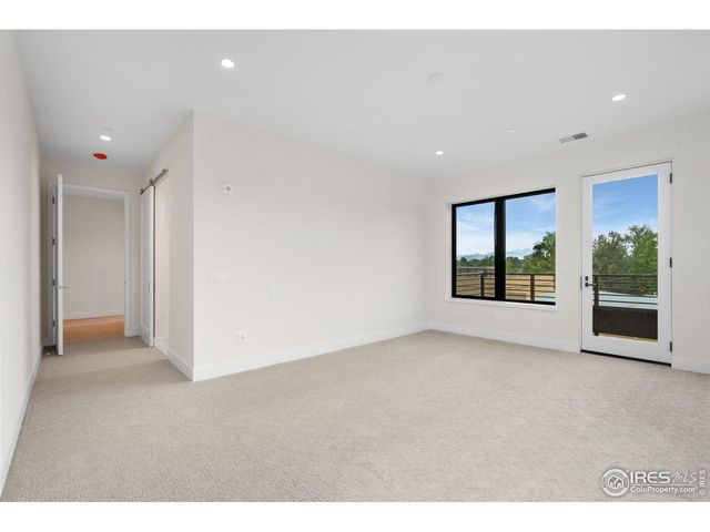 205 E 6th St 301, Loveland, CO 80537