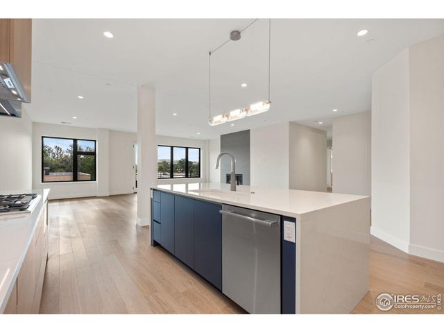 205 E 6th St 301, Loveland, CO 80537