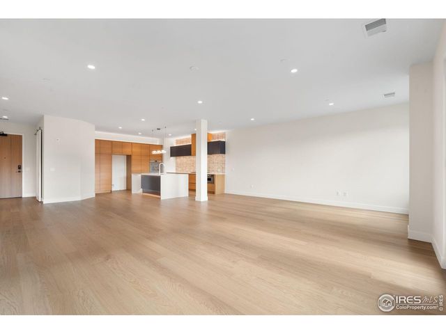 205 E 6th St 301, Loveland, CO 80537