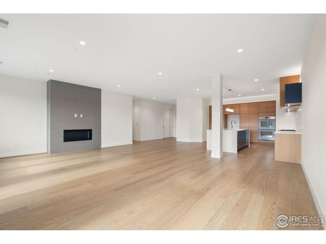 205 E 6th St 301, Loveland, CO 80537