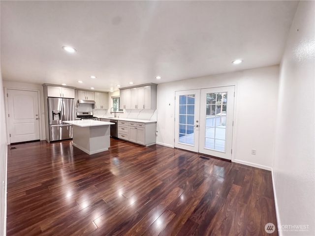 7022 160th Street Court E, Puyallup, WA 98375