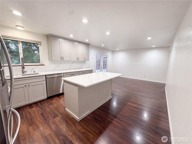 7022 160th Street Court E, Puyallup, WA 98375