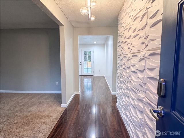 7022 160th Street Court E, Puyallup, WA 98375