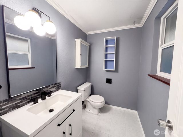 7022 160th Street Court E, Puyallup, WA 98375