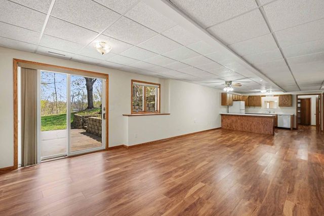 9910 Brookview Road, Woodbury, MN 55125