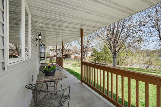 9910 Brookview Road, Woodbury, MN 55125