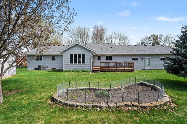 9910 Brookview Road, Woodbury, MN 55125