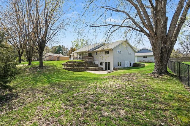 9910 Brookview Road, Woodbury, MN 55125