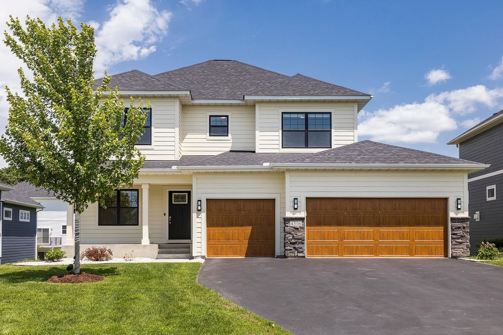 4316 Woodland Cove Parkway, Minnetrista, MN 55331