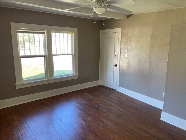 230 E Ayers Street, Edmond, OK 73034