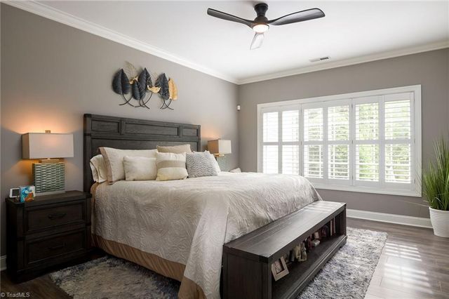 1074 Muirfield Avenue, Clemmons, NC 27012
