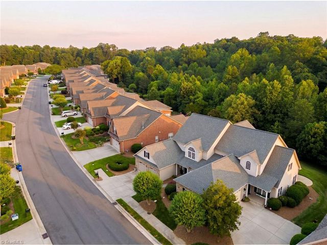 1074 Muirfield Avenue, Clemmons, NC 27012