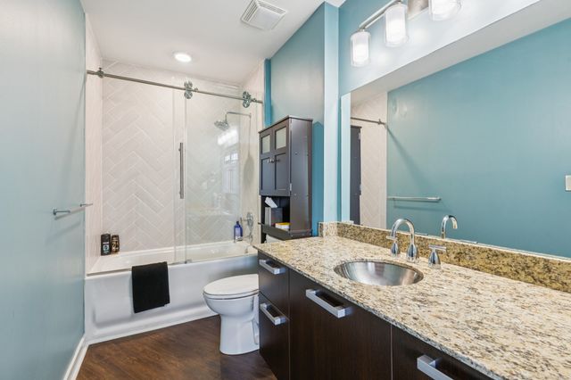 600 12th Ave S Apt 534, Nashville, TN 37203