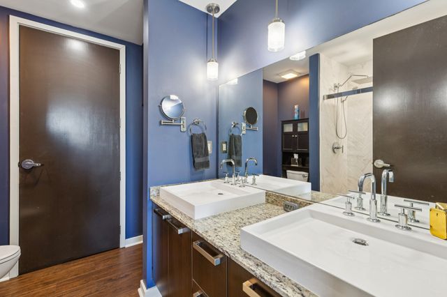 600 12th Ave S Apt 534, Nashville, TN 37203