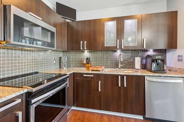 600 12th Ave S Apt 534, Nashville, TN 37203