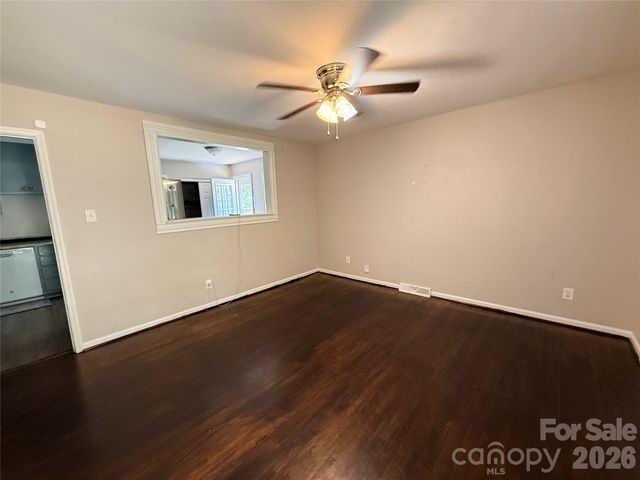 1120 Claremont Road, Charlotte, NC 28214