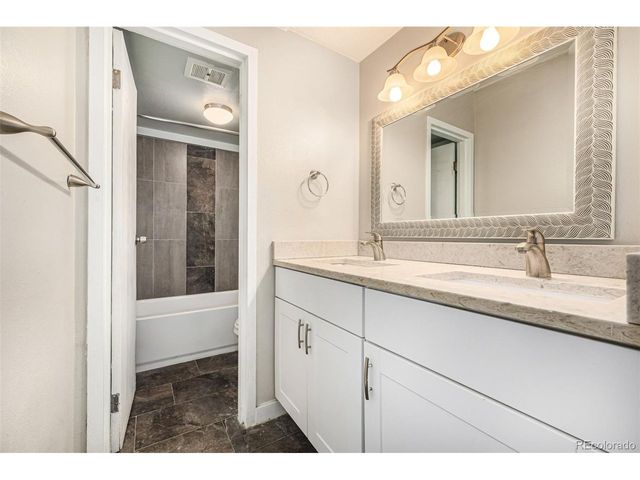 555 E 10th Ave 10, Denver, CO 80203