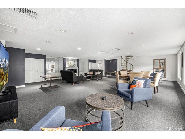 555 E 10th Ave 10, Denver, CO 80203