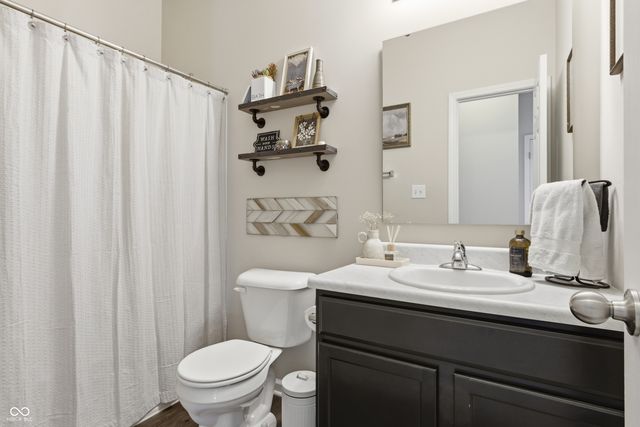 401 Haywood Drive, Greenfield, IN 46140