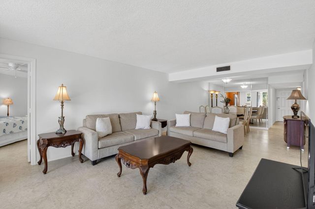 555 Banyan Tree Lane 307, Delray Beach, FL 33483