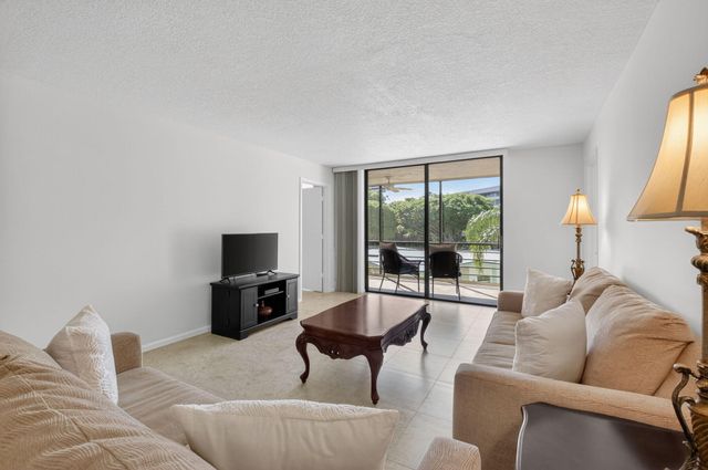 555 Banyan Tree Lane 307, Delray Beach, FL 33483