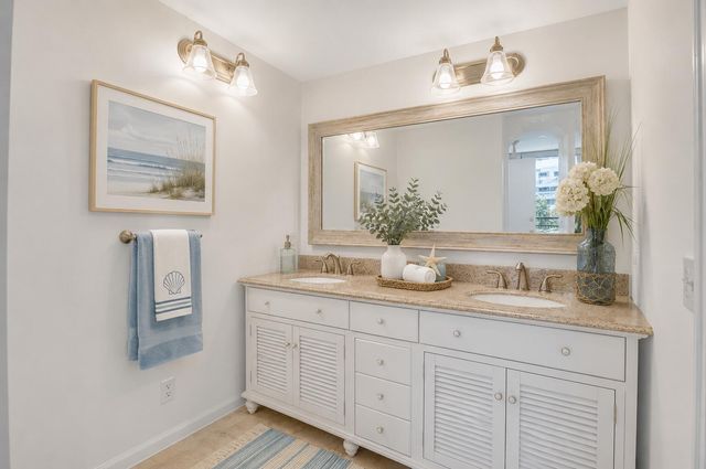 555 Banyan Tree Lane 307, Delray Beach, FL 33483