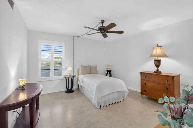 555 Banyan Tree Lane 307, Delray Beach, FL 33483