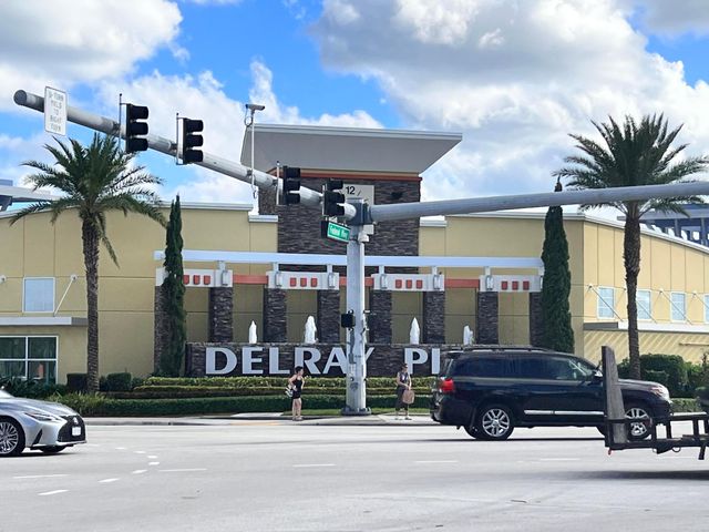 555 Banyan Tree Lane 307, Delray Beach, FL 33483