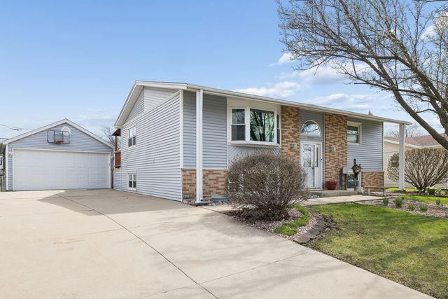 15257 Rob Roy Drive, Oak Forest, IL 60452