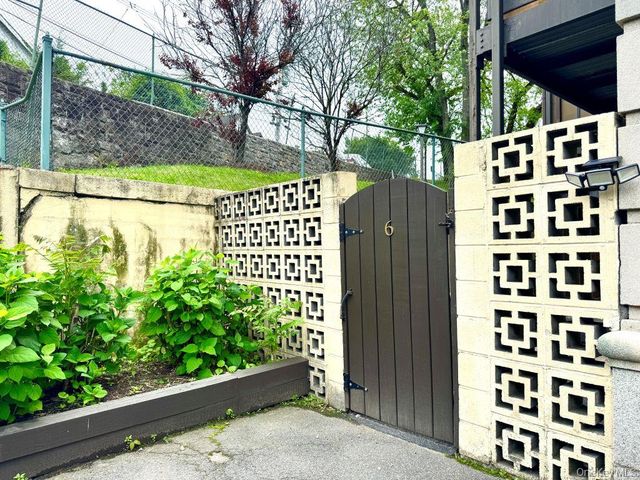 60 Kensico Road 6, Thornwood, NY 10594