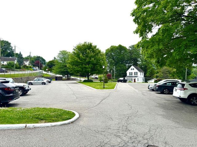 60 Kensico Road 6, Thornwood, NY 10594