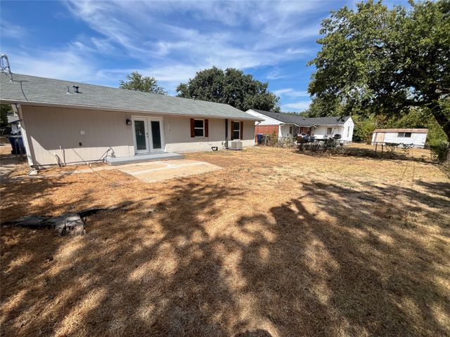 3218 Maple Drive, Garland, TX 75042