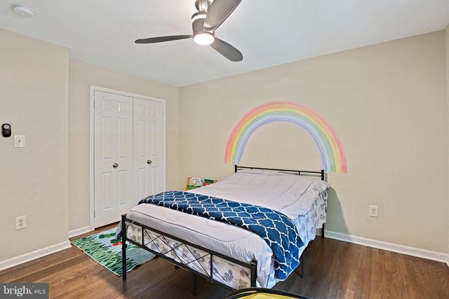 2918 GLENVALE DR, Fairfax, VA 22031