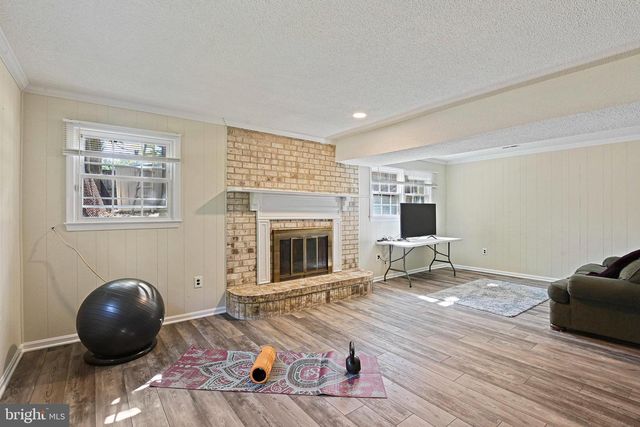 2918 GLENVALE DR, Fairfax, VA 22031