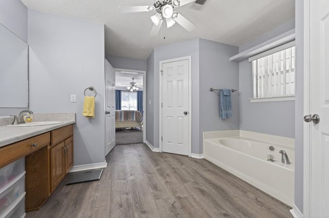 5332 Medicine Bow Street, Milton, FL 32570