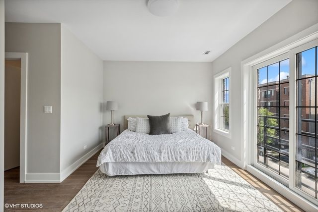 4824 S Champlain Avenue 2, Chicago, IL 60615