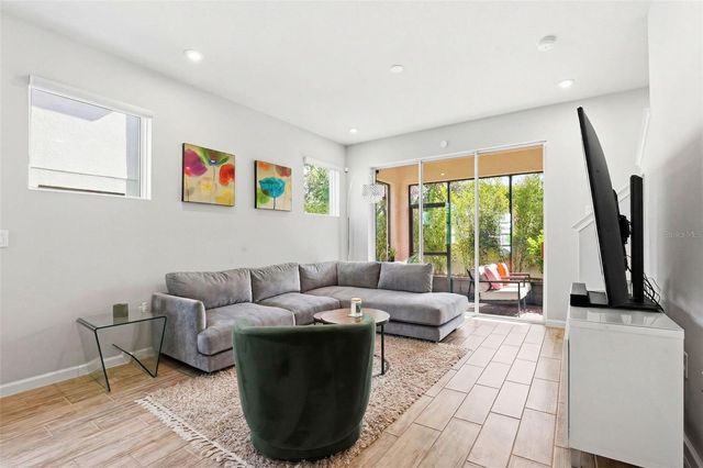 4220 CLOUD HOPPER WAY, Lutz, FL 33559