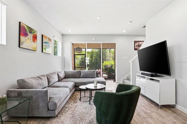 4220 CLOUD HOPPER WAY, Lutz, FL 33559