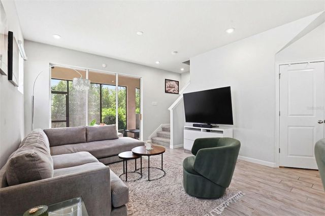 4220 CLOUD HOPPER WAY, Lutz, FL 33559