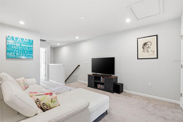 4220 CLOUD HOPPER WAY, Lutz, FL 33559