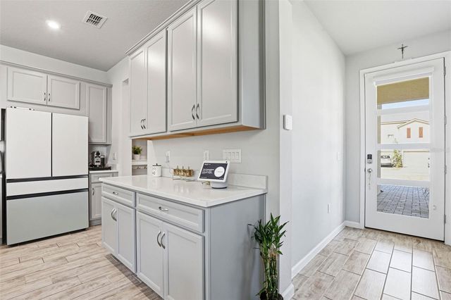 4220 CLOUD HOPPER WAY, Lutz, FL 33559