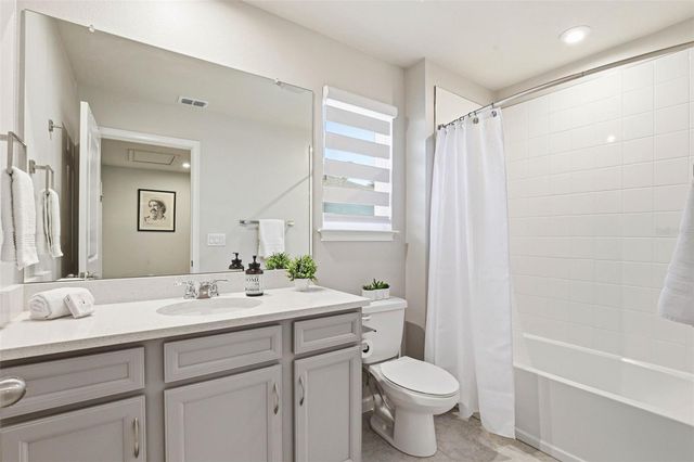 4220 CLOUD HOPPER WAY, Lutz, FL 33559