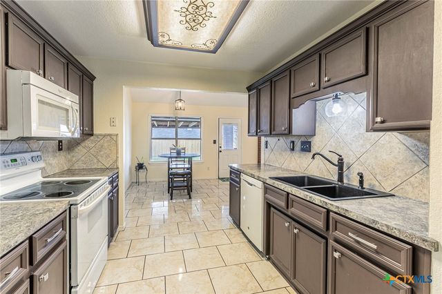 4303 Flamingo Drive, Killeen, TX 76549