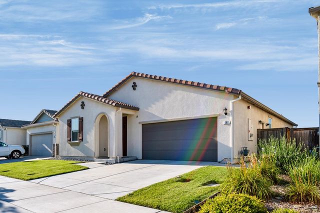 287 George St, Lathrop, CA 95330