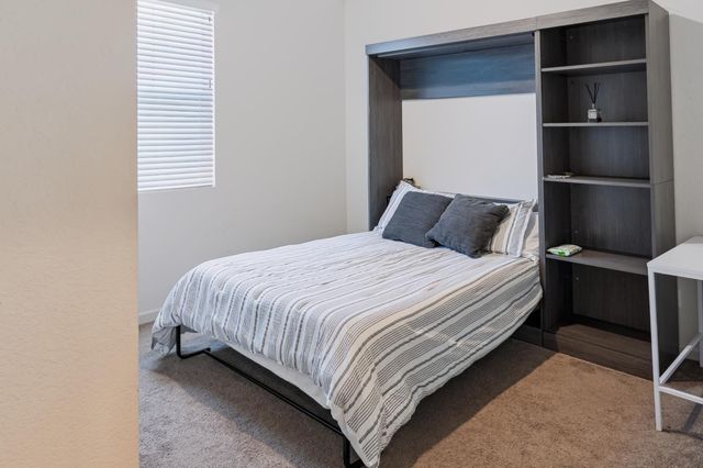 287 George St, Lathrop, CA 95330
