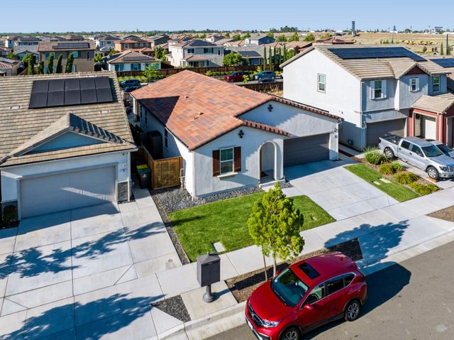287 George St, Lathrop, CA 95330