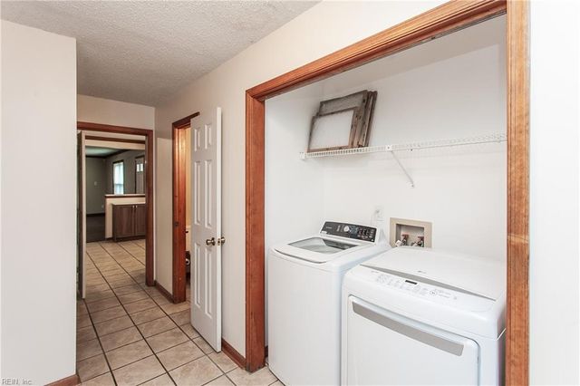 1612 Wasserman CT, Virginia Beach, VA 23454