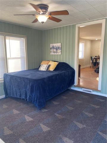 1901 S Hardy Avenue, Independence, MO 64052